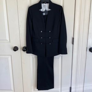 Like new black suit